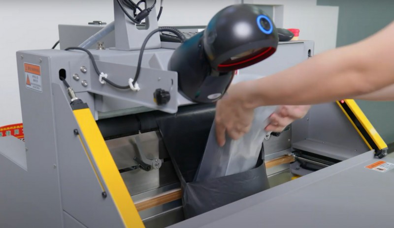 008PG国际智能物流包装设备